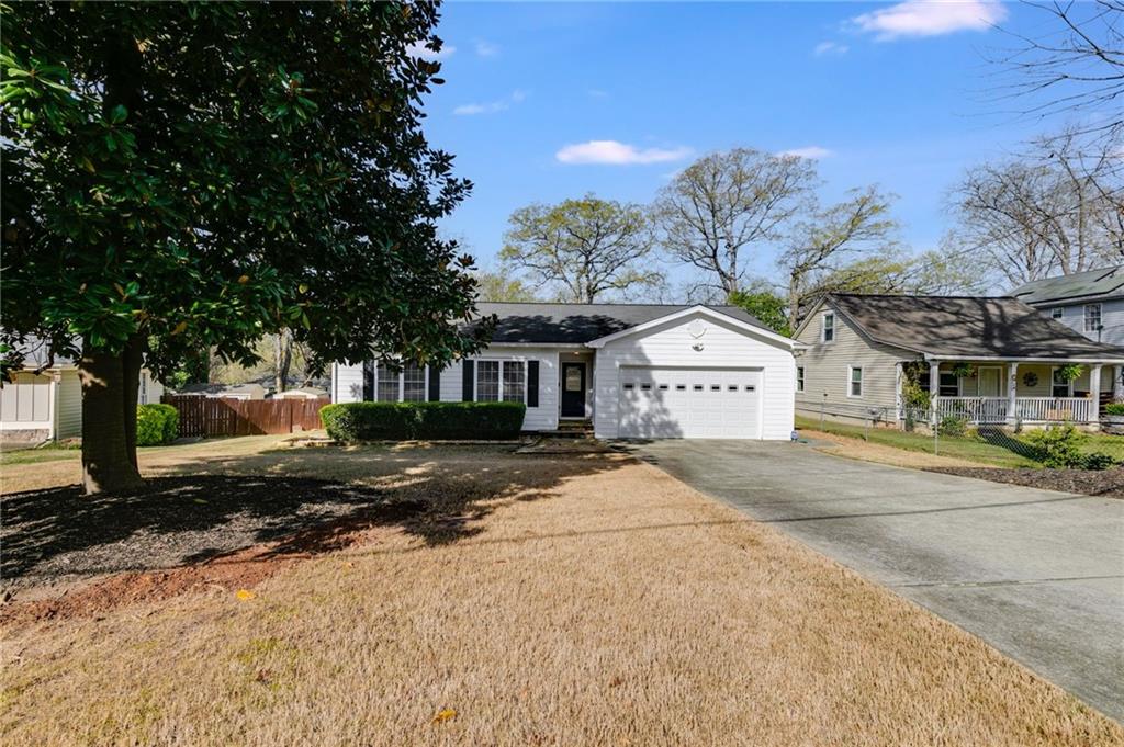 790 Tanner Drive, Scottdale, Georgia image 3