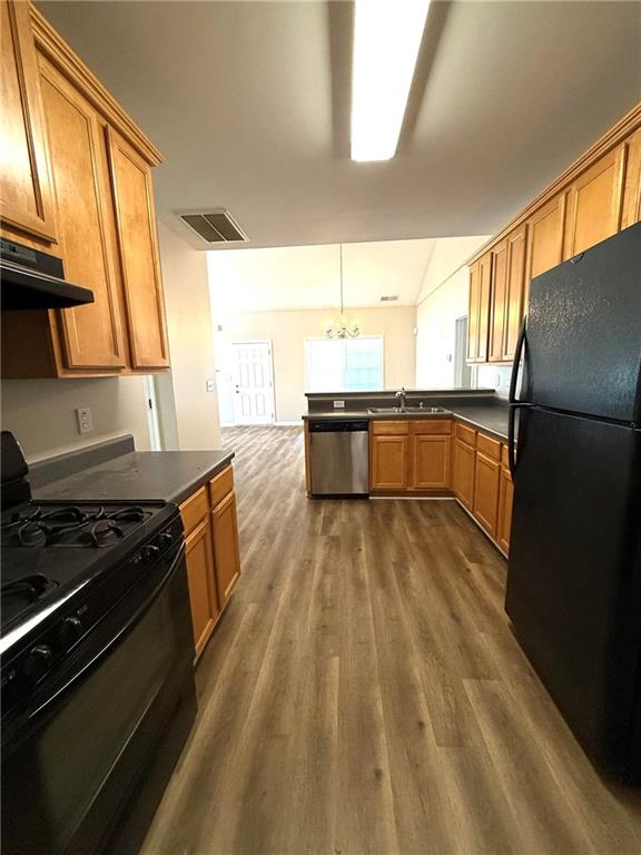 Magnolia Lane Condos - Residential
