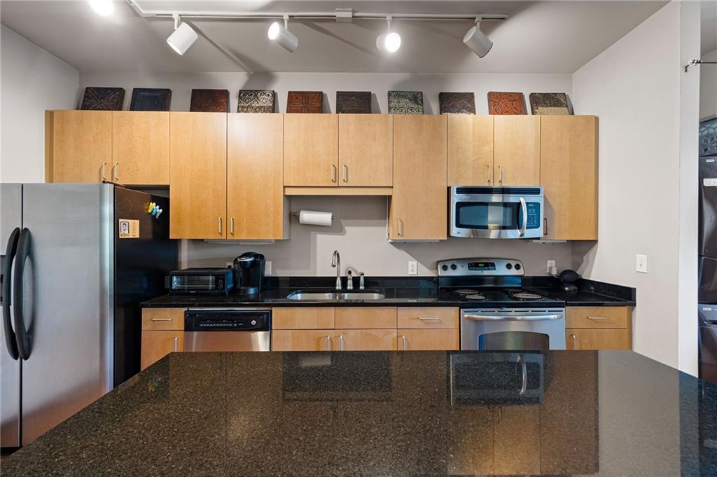 5300 Peachtree Road 2502
