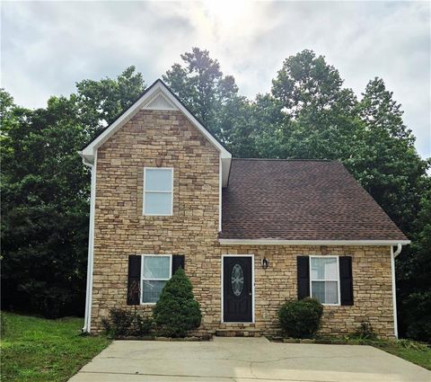 204 Twin Pines Court Dallas GA 30132