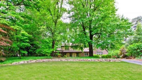 Homes For Sale - 2065 Renault Lane<br/> Dekalb County, Atlanta, GA 30345