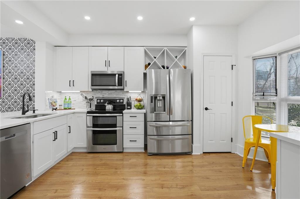 3475 Oak Valley Road NE 120