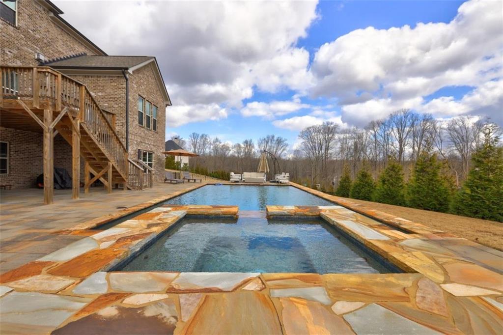 5540 Wood Falls Drive, Buford, Georgia image 24
