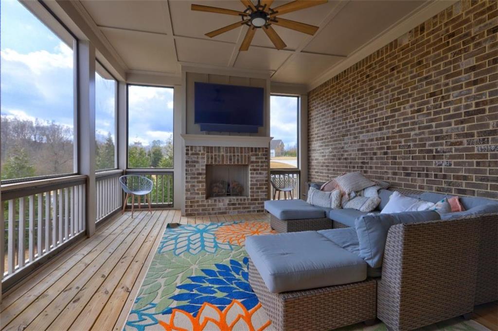 5540 Wood Falls Drive, Buford, Georgia image 26