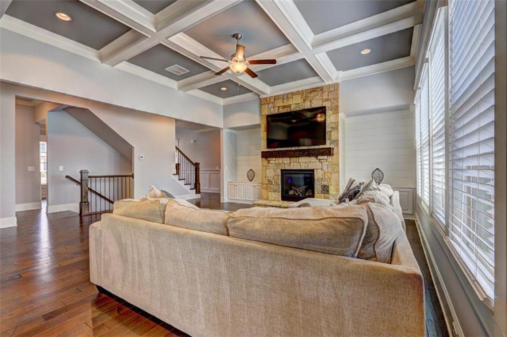 5540 Wood Falls Drive, Buford, Georgia image 33