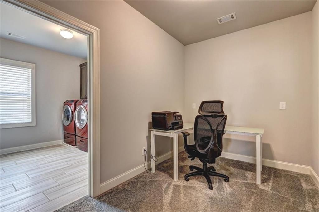listing image 84