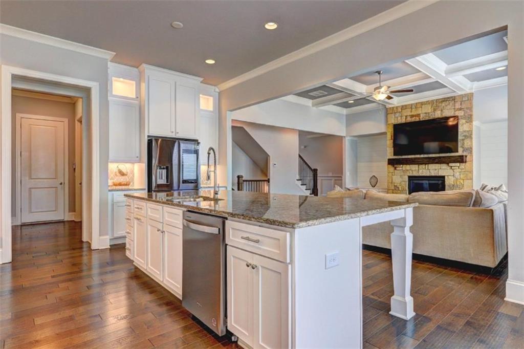 5540 Wood Falls Drive, Buford, Georgia image 39