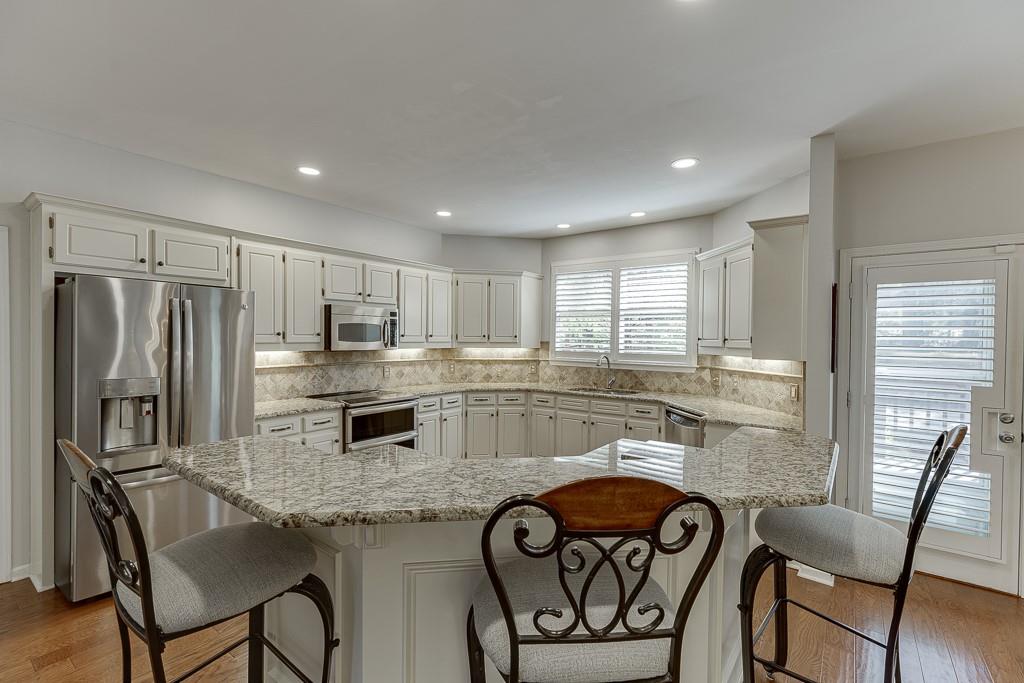 4330 Landover Way, Suwanee, Georgia image 13