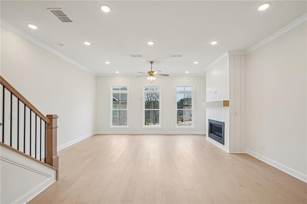 1006 Crown Oak Street 38