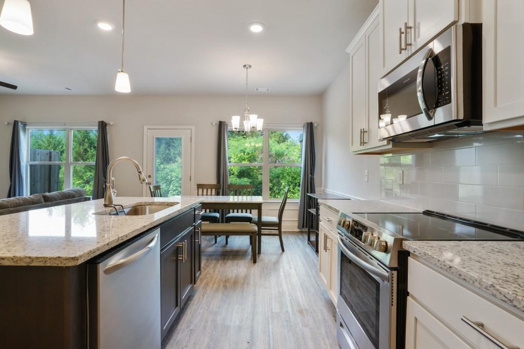 1360 Sugar Glen Court, Lawrenceville, Georgia image 7