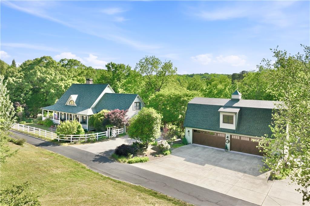 5618 Burke Lane