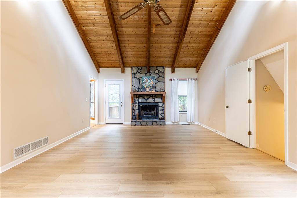 2261 Ravenwood Trail