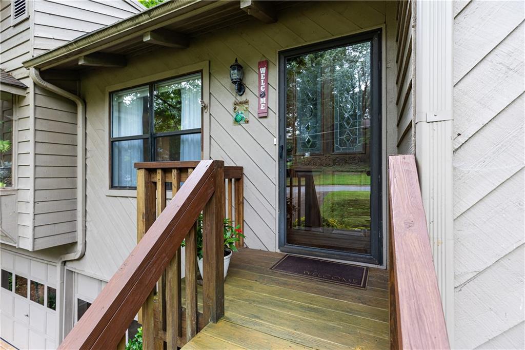 2261 Ravenwood Trail