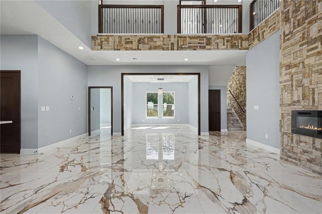 1515 Grayson Parkway