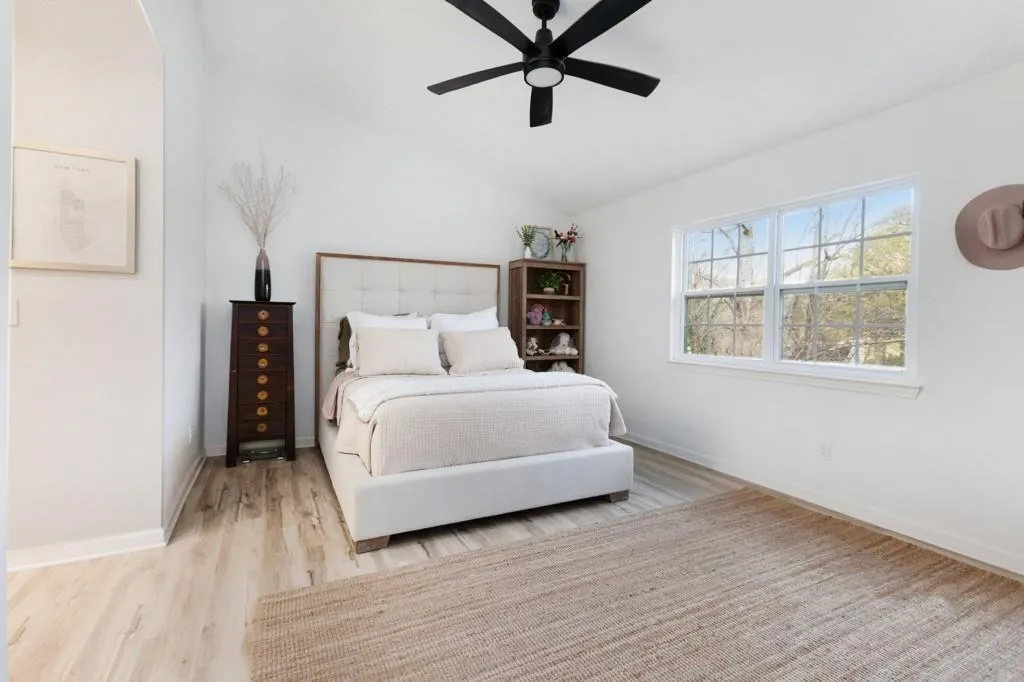 Roswell, Georgia 30076, United States, 2 Bedrooms Bedrooms, ,2 BathroomsBathrooms,Residential,Active,114972