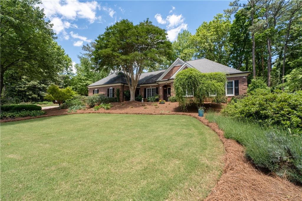 4390 Wicklow Court, Suwanee, Georgia image 37