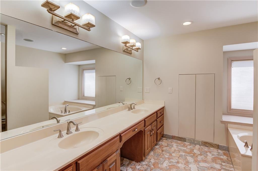 1667 Manhasset Farm Court, Atlanta, Georgia image 24