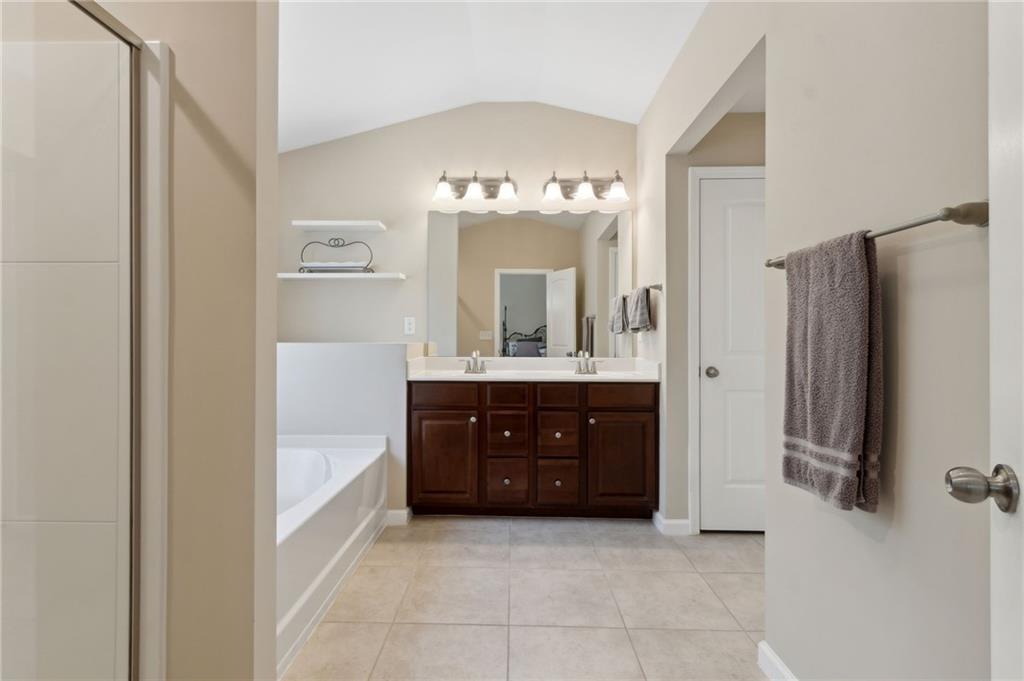 6160 Shiloh Woods Drive, Cumming, Georgia image 31