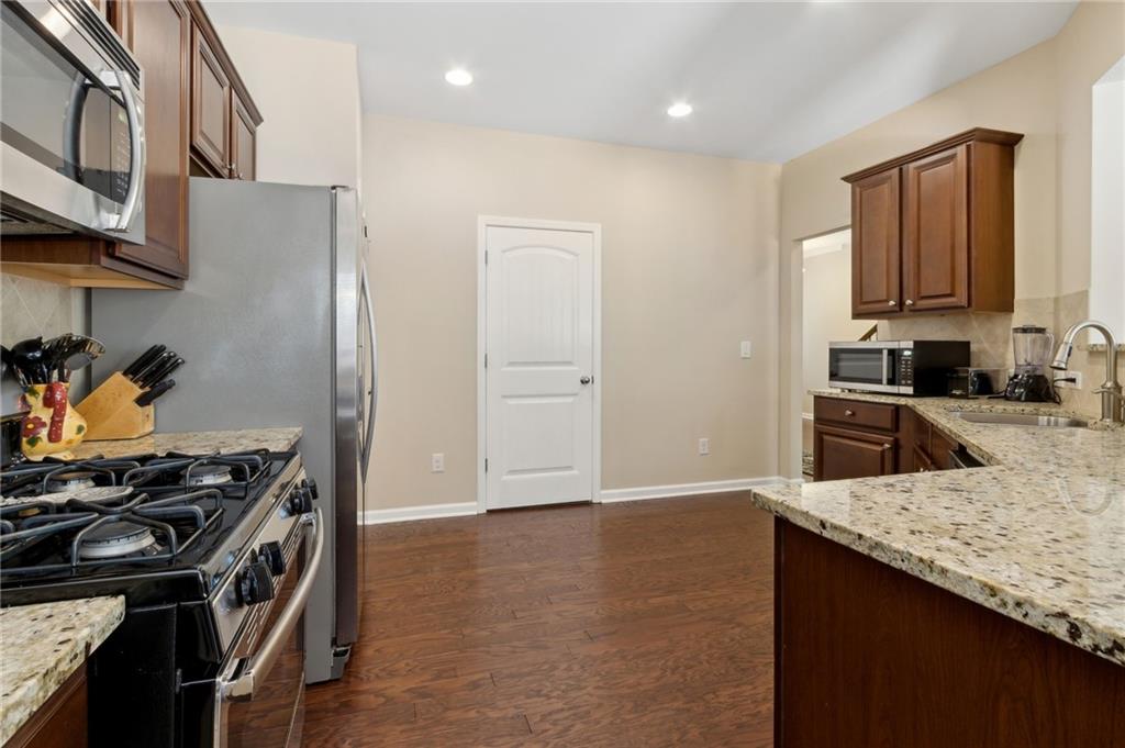 6160 Shiloh Woods Drive, Cumming, Georgia image 20