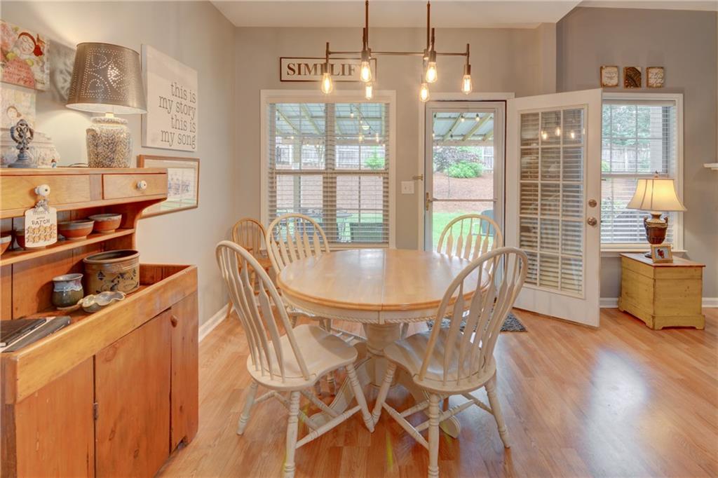 5720 Kennemore Drive, Alpharetta, Georgia image 23