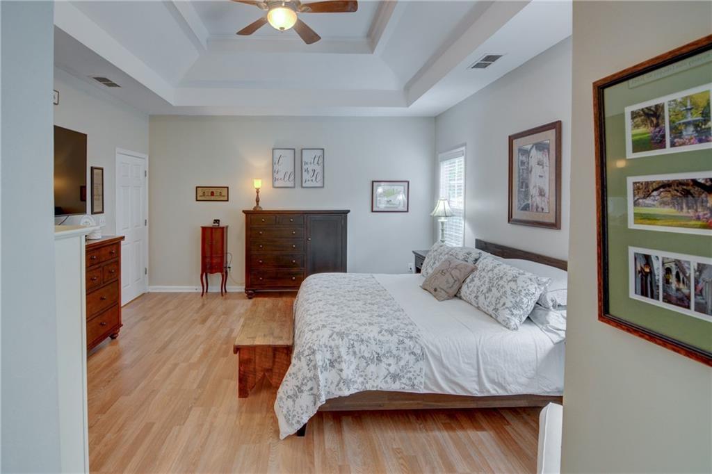 5720 Kennemore Drive, Alpharetta, Georgia image 33