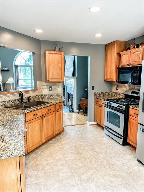 3809 Autumn View Lane, Acworth, Georgia image 9