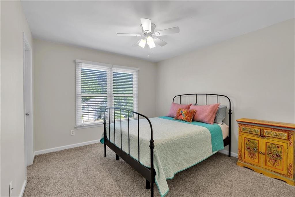 402 Bridgepoint Lane, Woodstock, Georgia image 41
