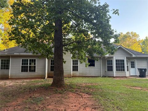 Homes For Sale - 115 Spring Valley Way<br/> Covington, GA 30016