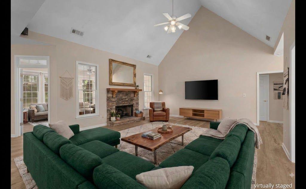2161 Major Loring Way