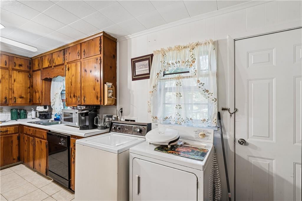 1319 Dorothy Drive