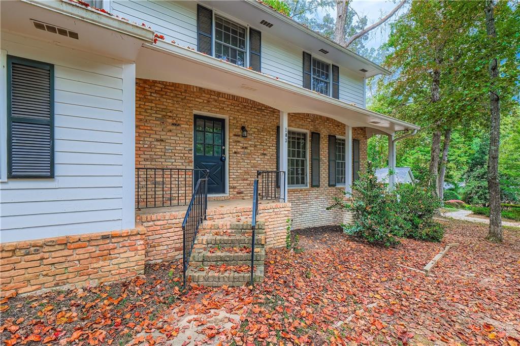 103 Creek Bed Court