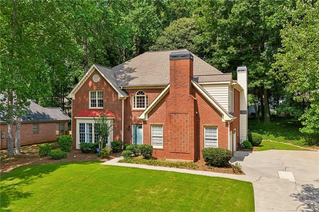 974 Laurel Springs Lane SW