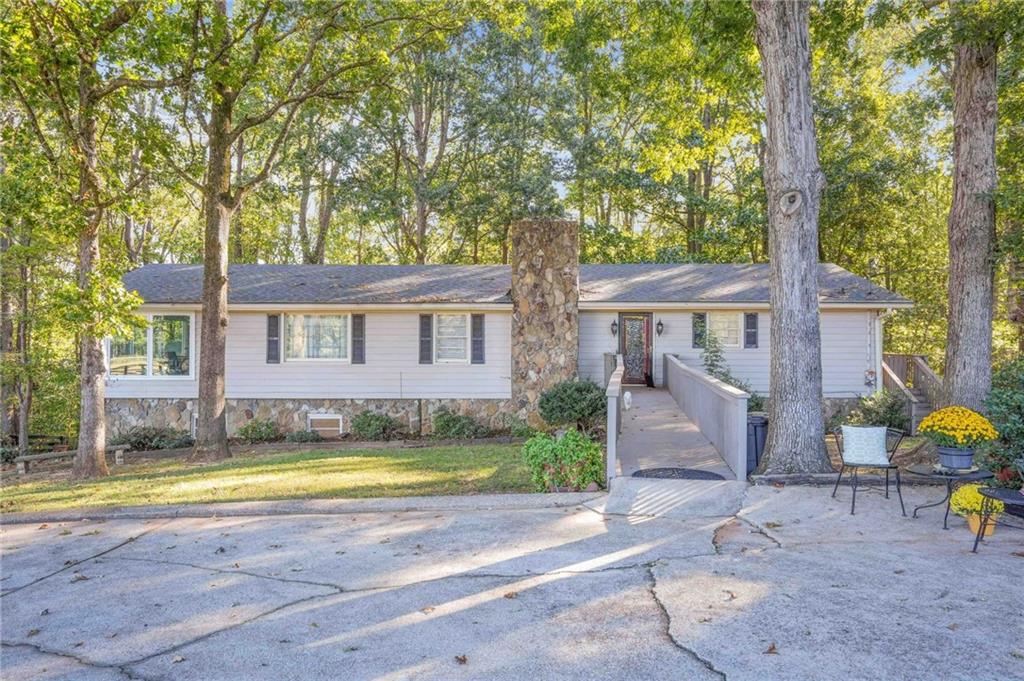 4226 Highway 155 N