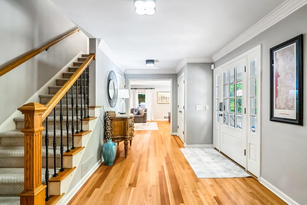 450 W Spalding Drive