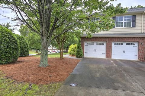 Townhouse For Sale - 4477 Black Hills Drive<br/> Acworth, GA 30101