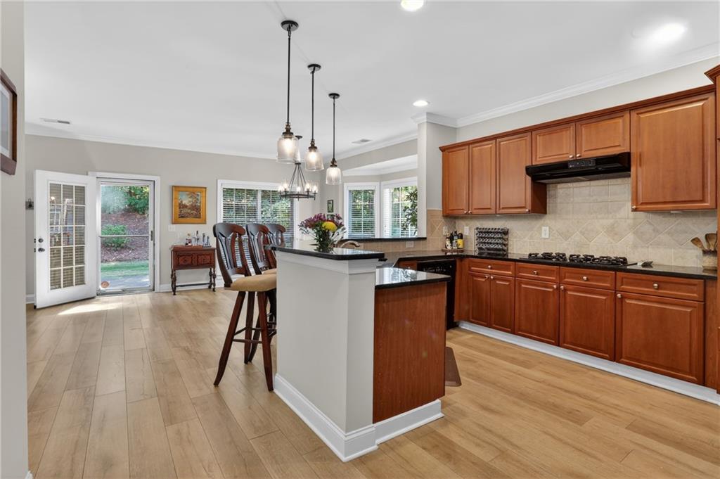 8000 Lexington Drive