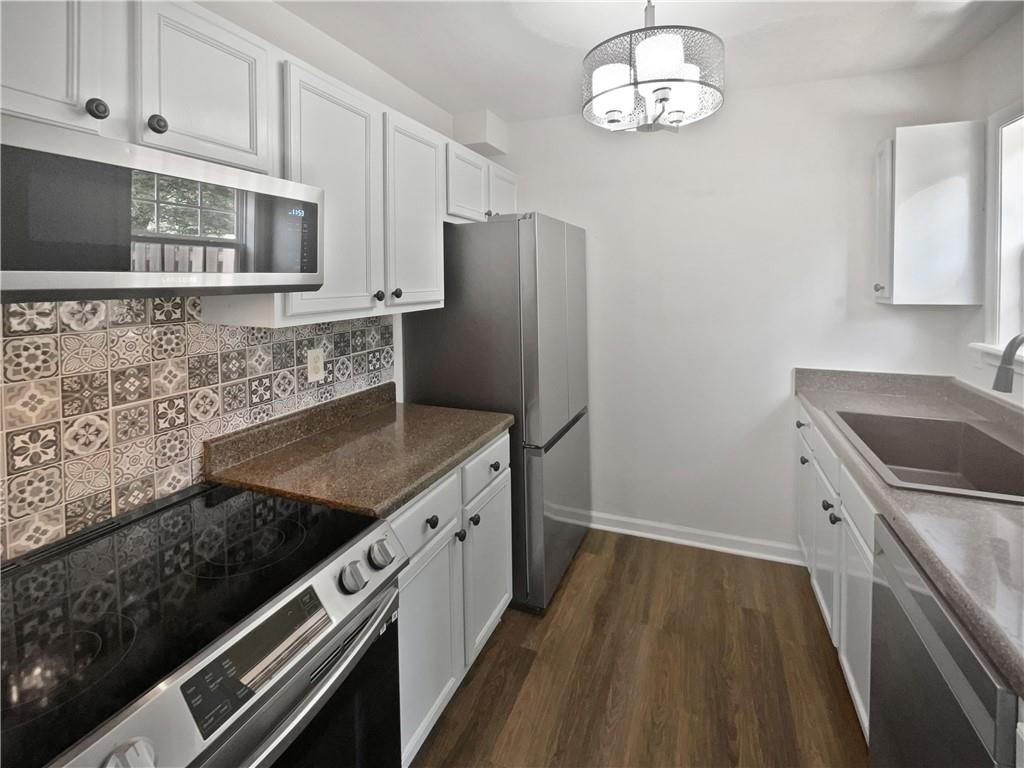 806 Brighton Point, Atlanta, Georgia image 6