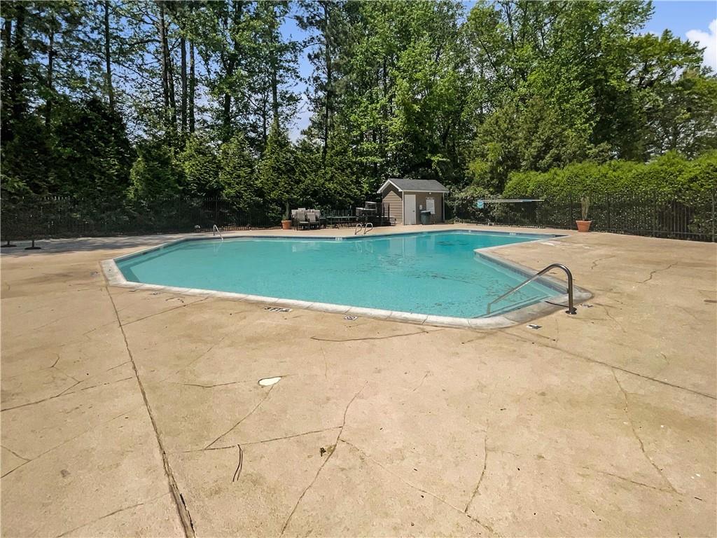 806 Brighton Point, Atlanta, Georgia image 11