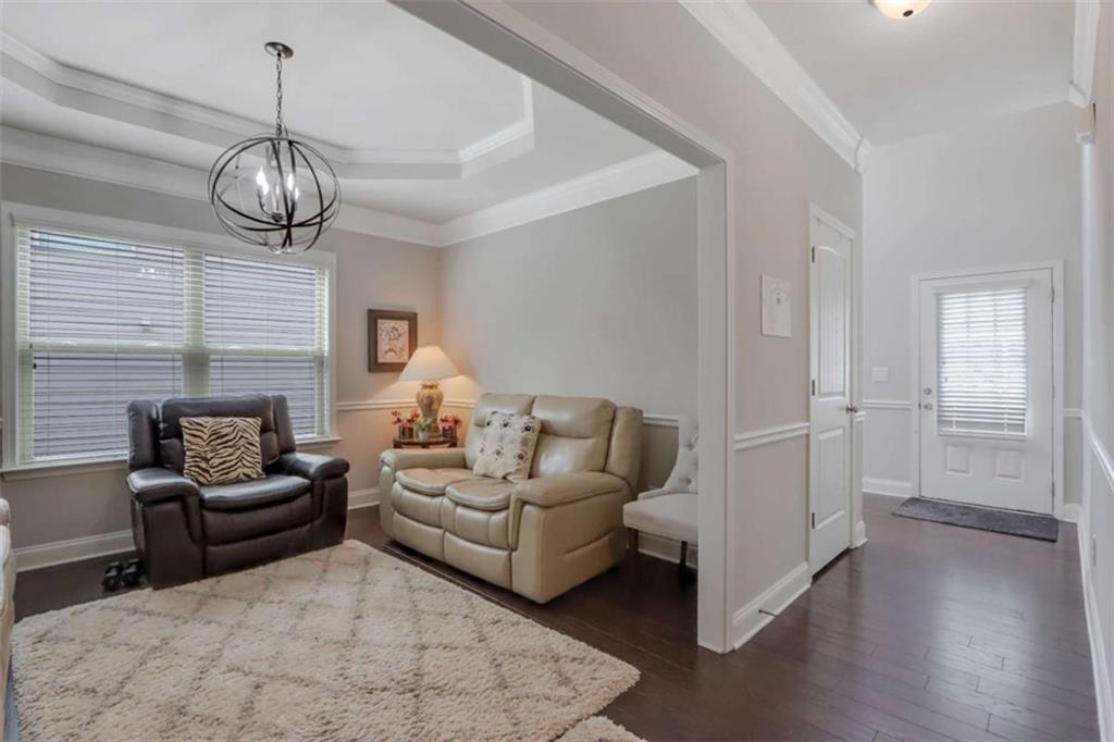 486 Crestmont Lane