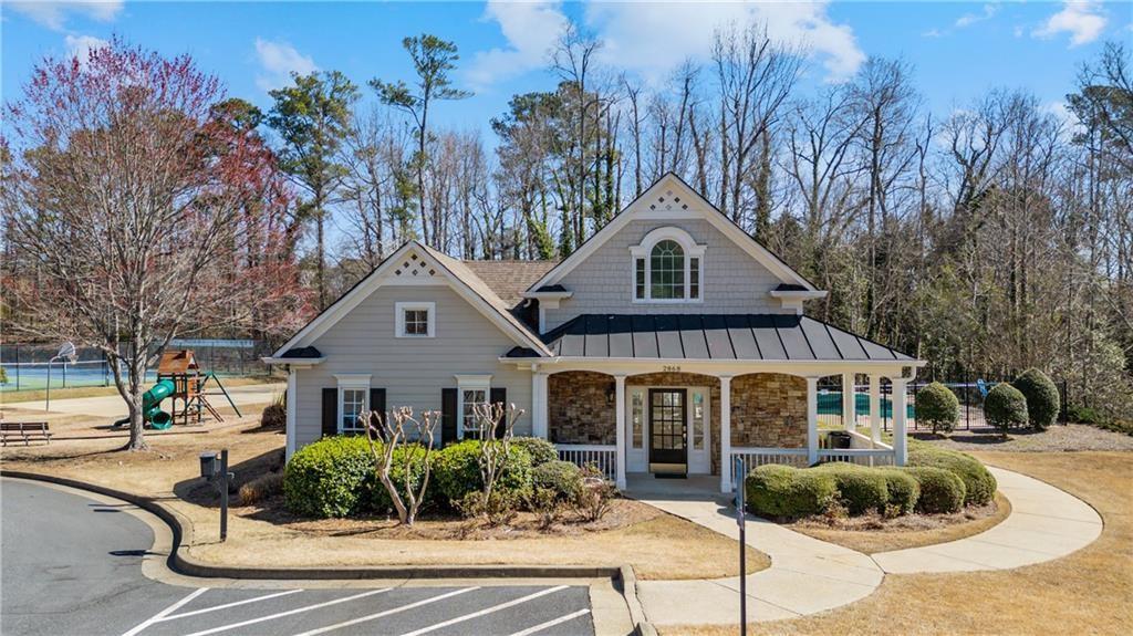 KINGS FARM - Residential