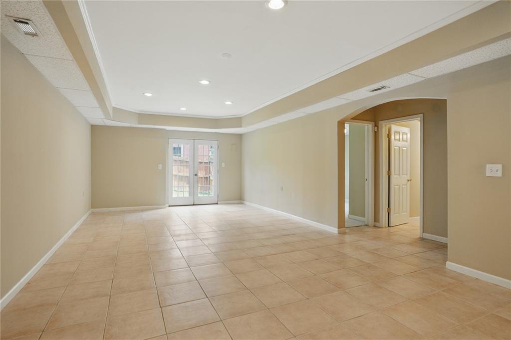 KINGS FARM - Residential