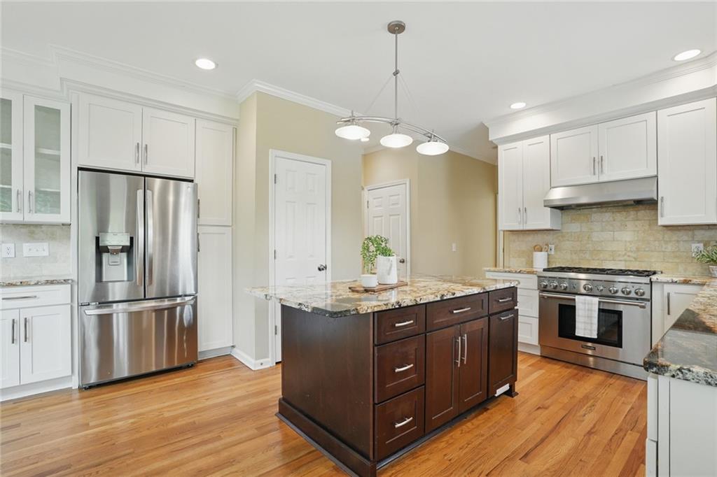 KINGS FARM - Residential
