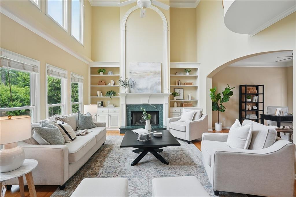 KINGS FARM - Residential