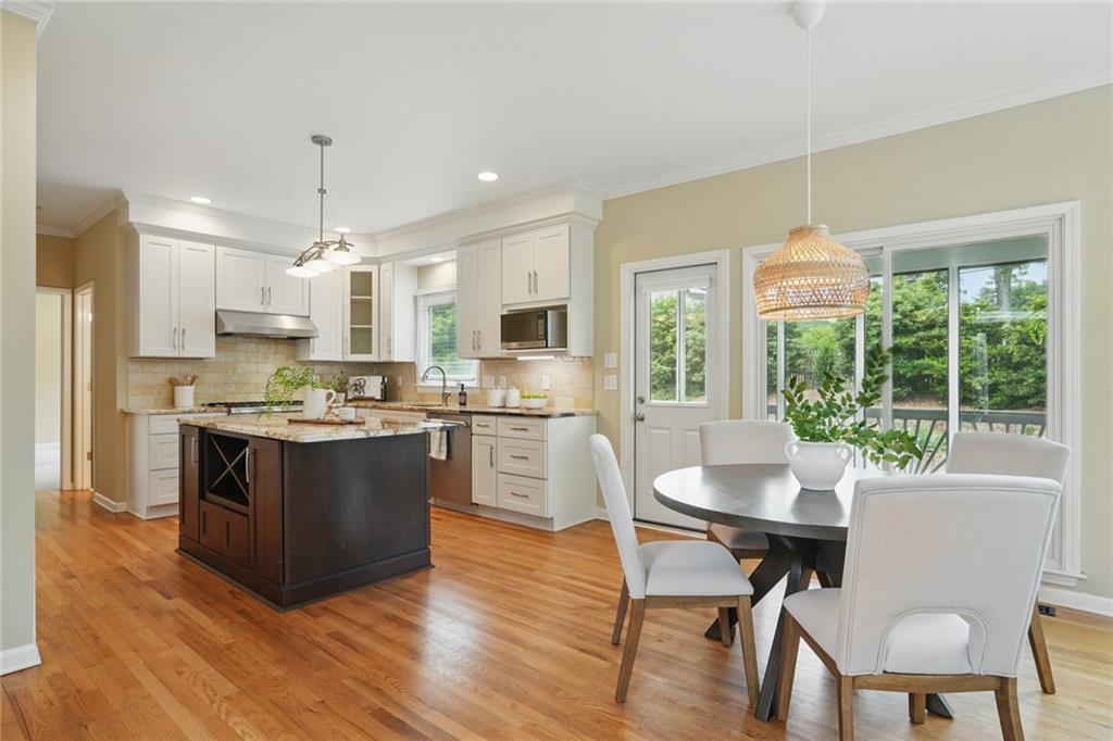 KINGS FARM - Residential