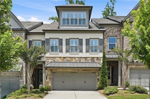 Townhouse For Sale - 1095 Heyward Way<br/> Alpharetta, GA 30009