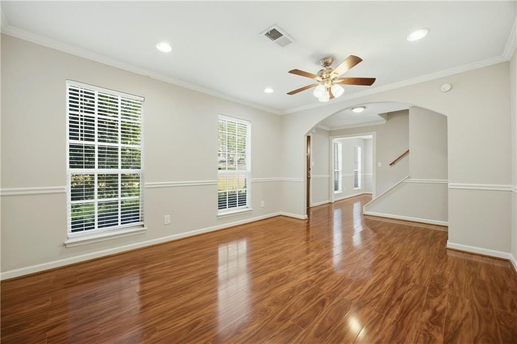 260 Barrington Drive E