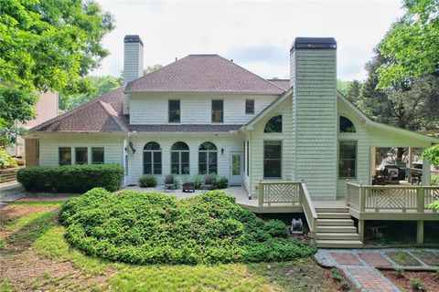 A home in Dacula