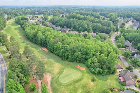 A home in Dacula