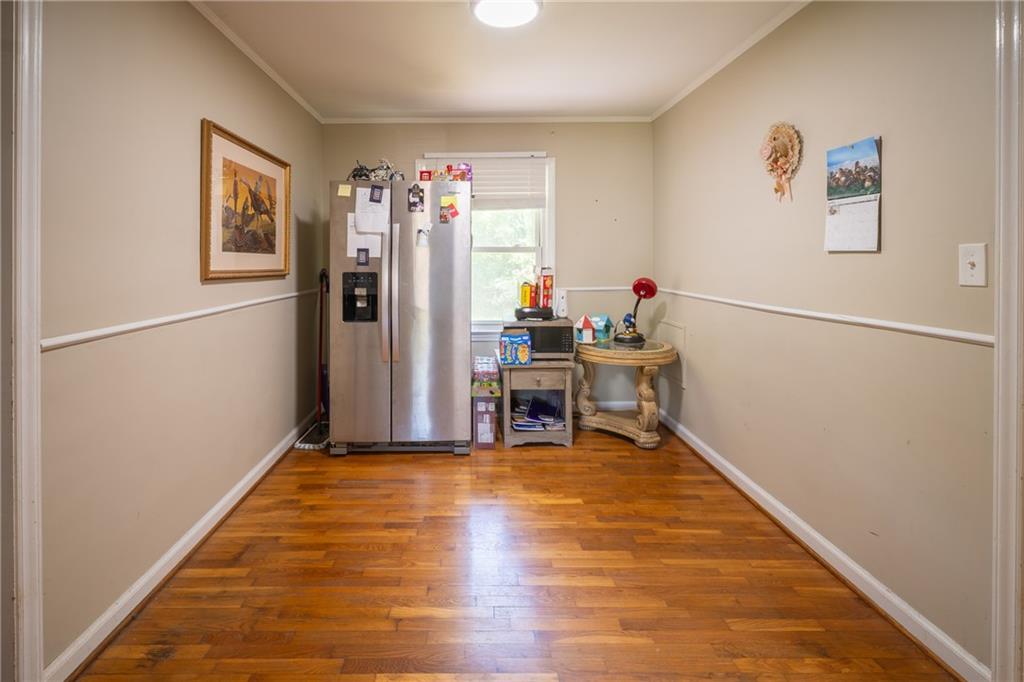 14 Robin Hood Road NE