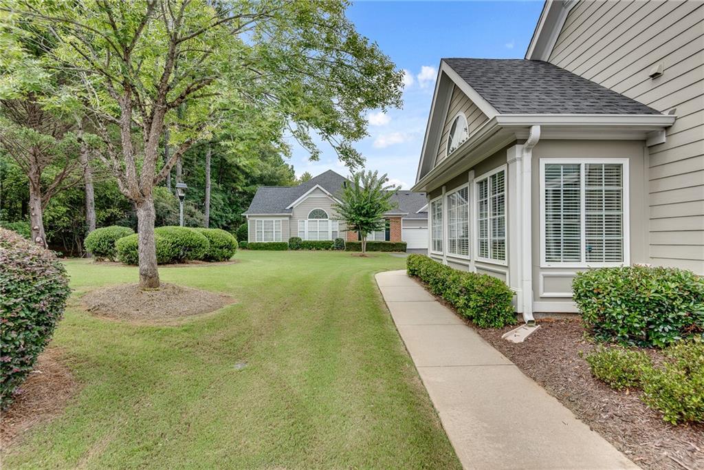 706 Village Lane